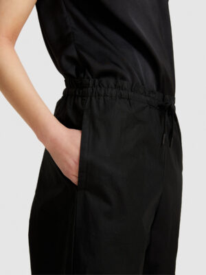 Sisley_24P_4GDELF050_100_D1_Full_PDP_v