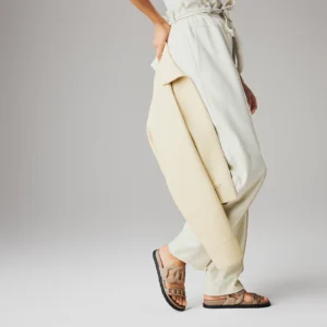 extra-sandal--252028Z C9-worn-2-0-0-1600-1600-q99_g