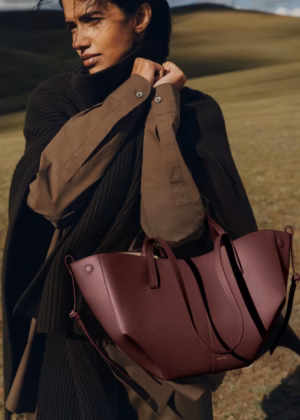 69_Cyme_Mini_Cremisi-6002_2000x2800px