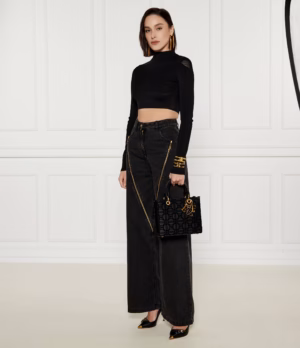 fot1-ef245w00000611000os-10818