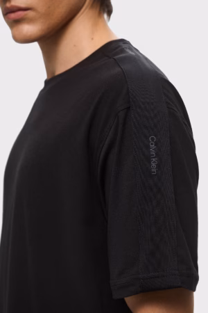 1200x1800_calvin-klein-strec-pamuklu-relaxed-fit-bisiklet-yaka-lvgms5k177ub1-erkek-t-shirt-lvgms5k177-ub1-siyah-3095453-58-B