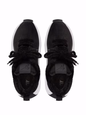 17051783_34329051_2048