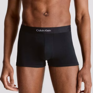 calvin_klein_embossed_logo_boxershort_black_000nb3299aub1_6